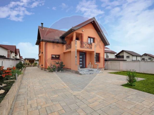 Casă vânzări în Purcareni, Brașov