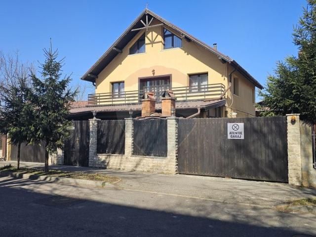Casă vânzări în Brașov