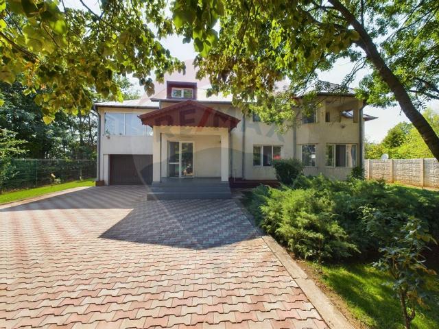 Casă vânzări în Tunari, București