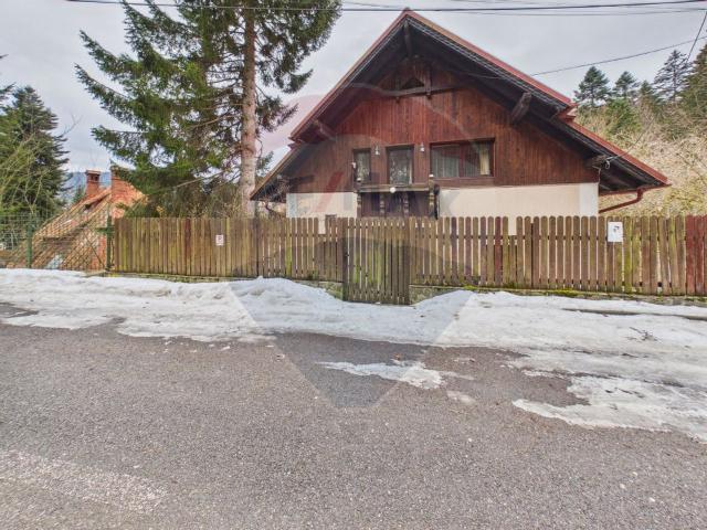 Casă vânzări în Predeal, Brașov