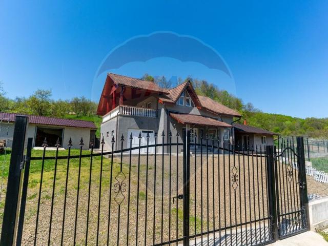 Casă vânzări în Bucuresci, Hunedoara