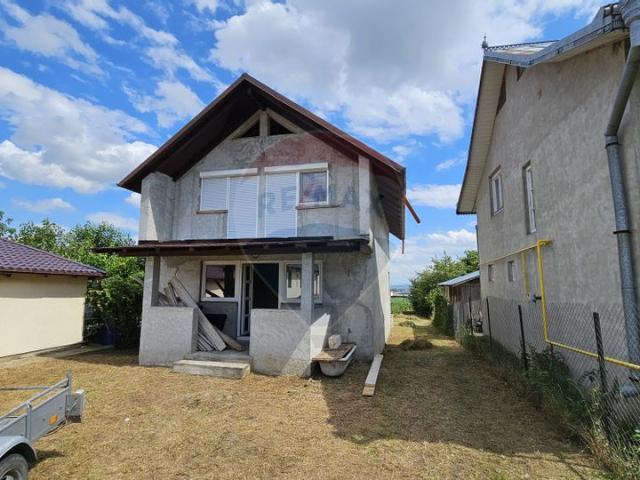 Casă vânzări