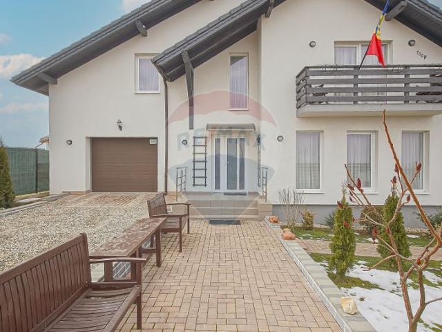 Casă vânzări în Bod, Brașov