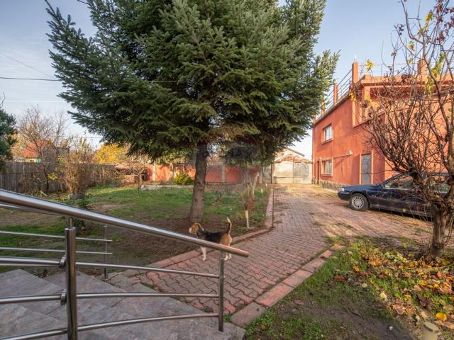 Casă vânzări în Cornetu, București