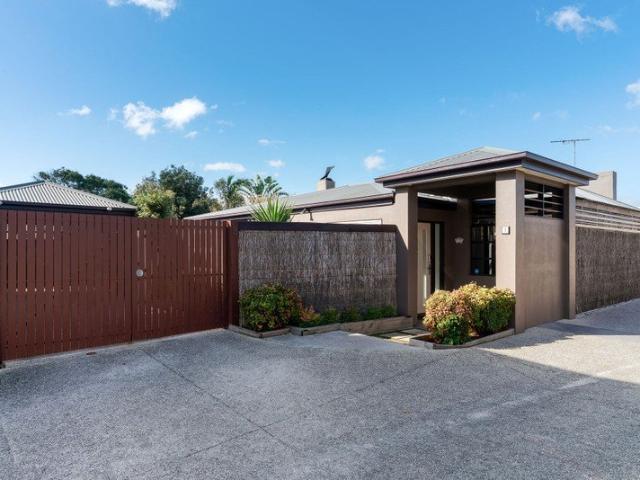 Townhouse for sale in Camerons Creek, Victoria
