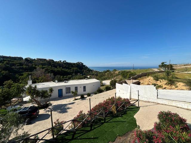 Villa Indipendente in affitto a Marche, Ascoli Piceno