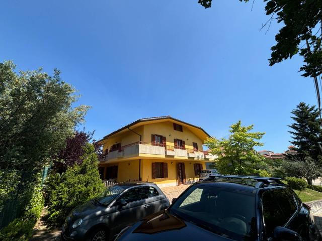 Villa Indipendente in vendita a Unione dei Comuni della Val Vibrata, Sant'omero