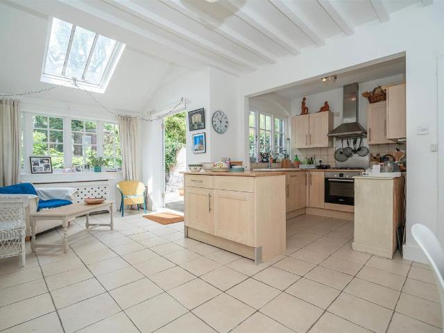 Apartment for rent in Muswell Hill, Greater London