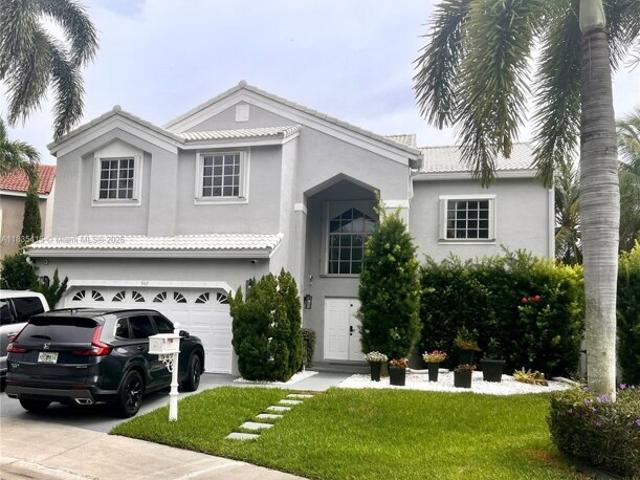 House for sale in Weston