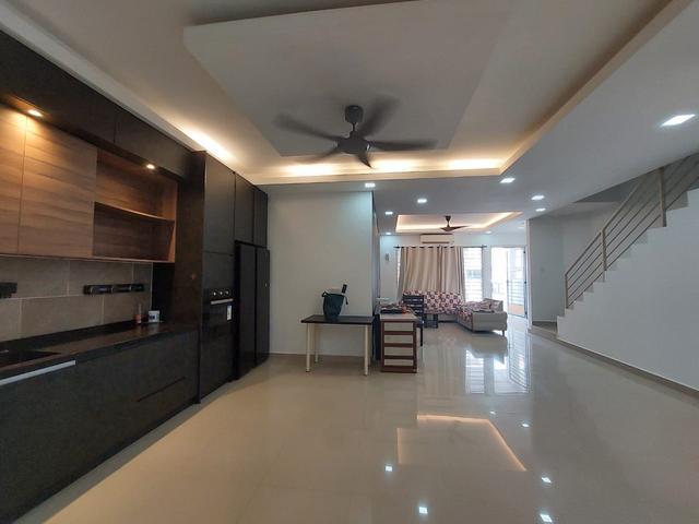 Townhouse for rent in Petaling, Subang Jaya