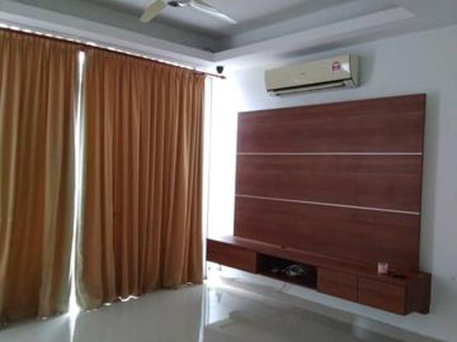 Townhouse for rent in Petaling, Subang Jaya