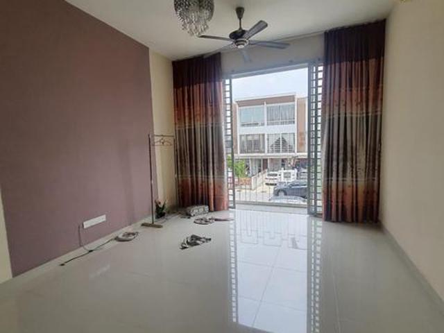 Townhouse for sale in Petaling, Subang Jaya