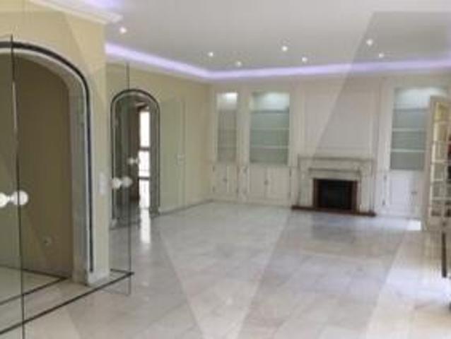Apartamento alugar em Bairro do Rosário, Cascais