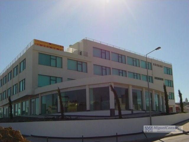 Escritório alugar em Alcoitão, Cascais