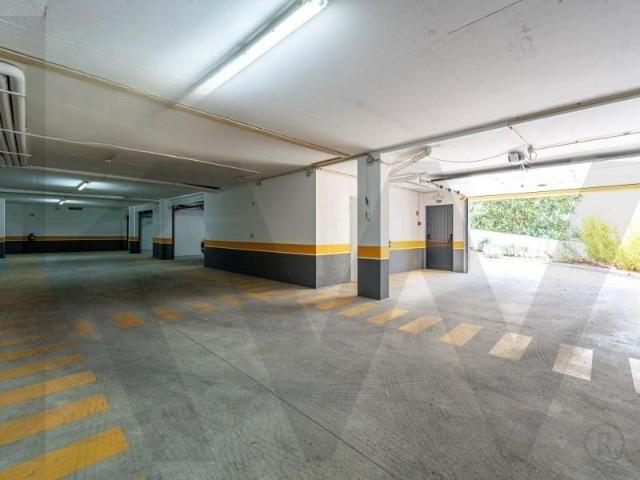 Garagem venda em Cascais, Lisboa