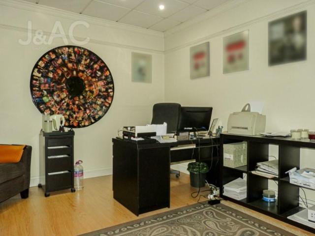 Loja venda em Bairro do Rosário, Cascais