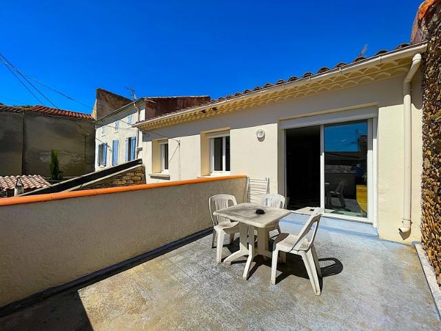 Maison vente à Narbonne, Cascastel-des-corbières