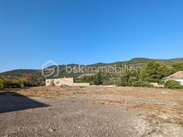 Terrain vente à Narbonne, Cascastel-des-corbières
