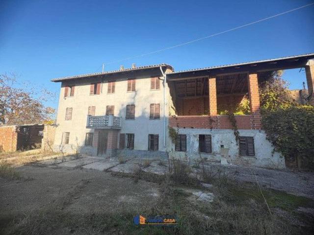Rustico in vendita a Piemonte, Asti