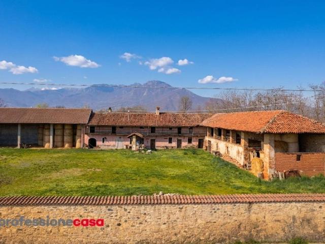 Rustico in vendita a Piemonte, Torino