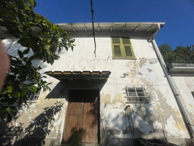 Rustico in vendita a Morego, Genova