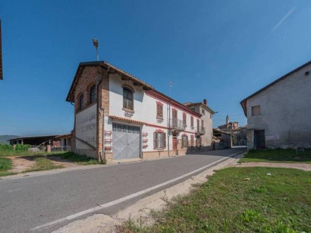 Rustico in vendita a Piemonte, Asti