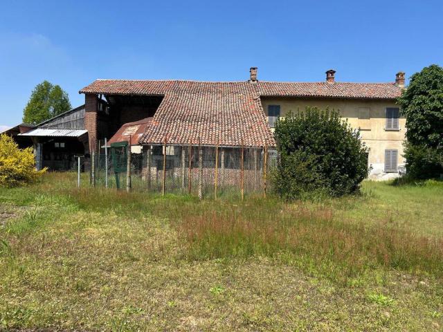 Rustico in vendita a Mortara, Lombardia