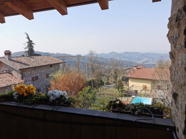 Rustico in vendita a Ponteranica, Lombardia