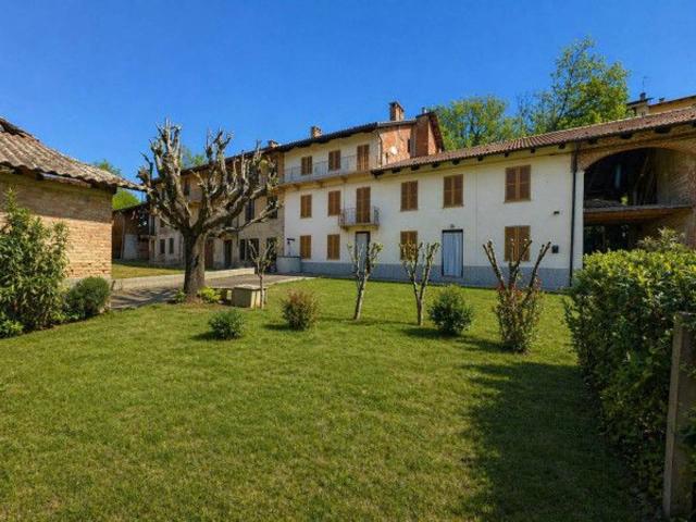 Rustico in vendita a Piemonte, Asti