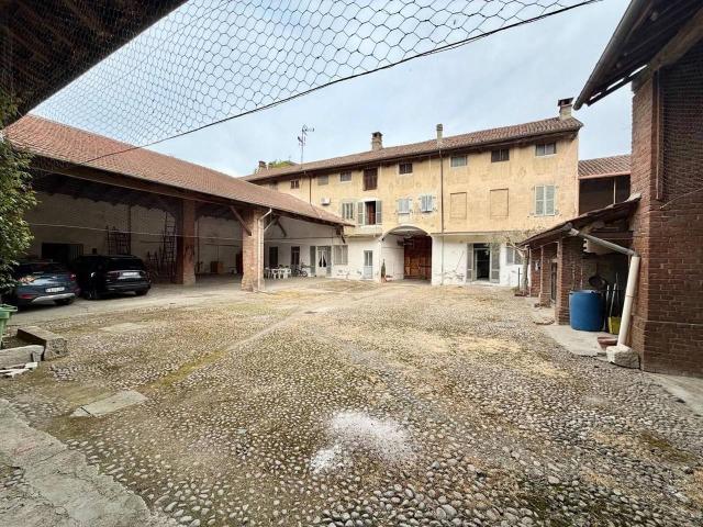 Rustico in vendita a Mortara, Lombardia