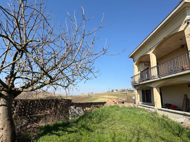 Rustico in vendita a Scurzolengo, Asti