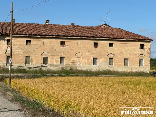 Rustico in vendita a Piemonte, Vercelli