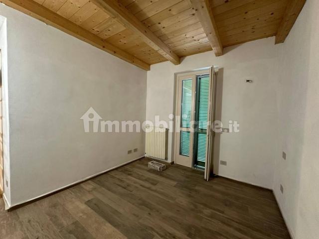 Villa Indipendente in affitto a Piemonte, Asti