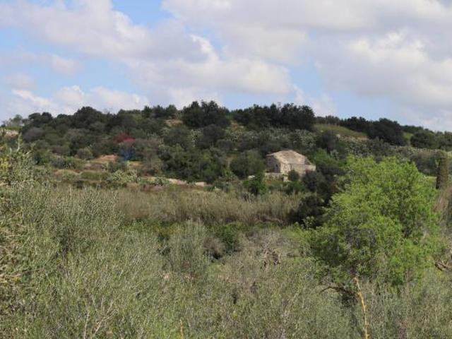 Terreno in vendita a Vittoria, Sicilia