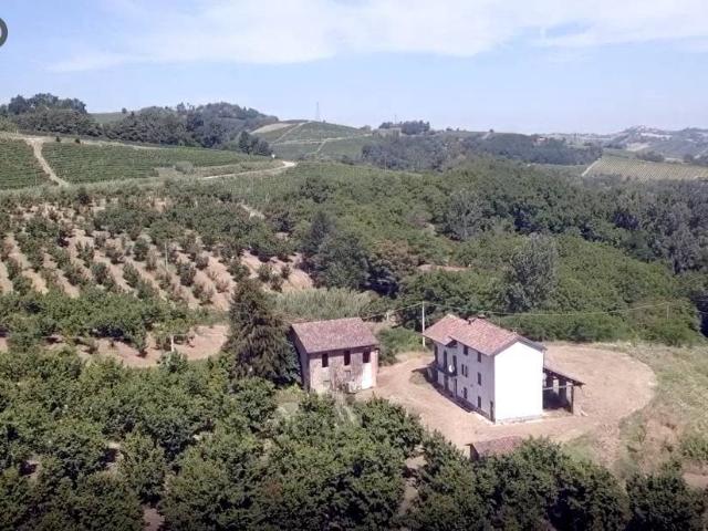 Rustico in vendita a Piemonte, Asti
