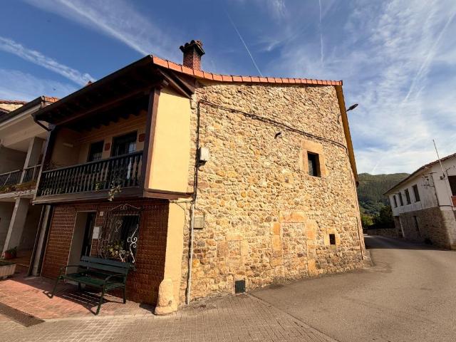 Casa en venta en San Felices De Buelna, Cantabria