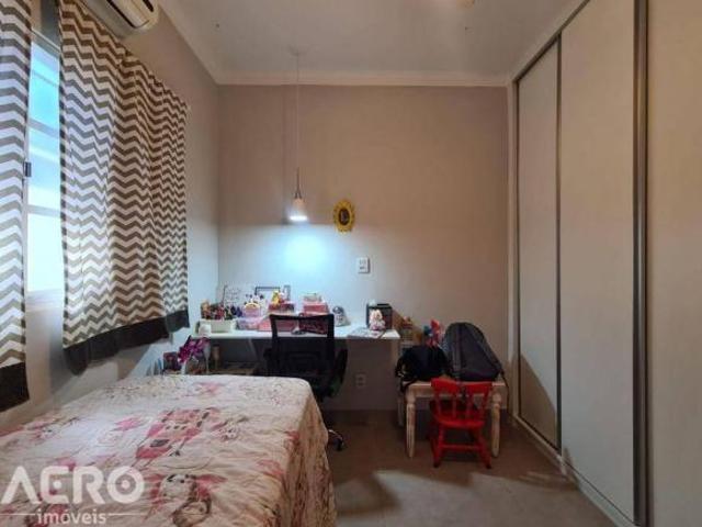 Casa venda em Região Imediata de Bauru, Bauru