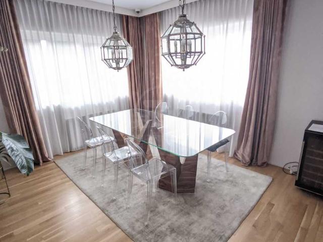 Casă închirieri în Gruia, Mehedinți