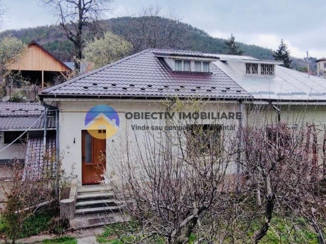 Casă vânzări
