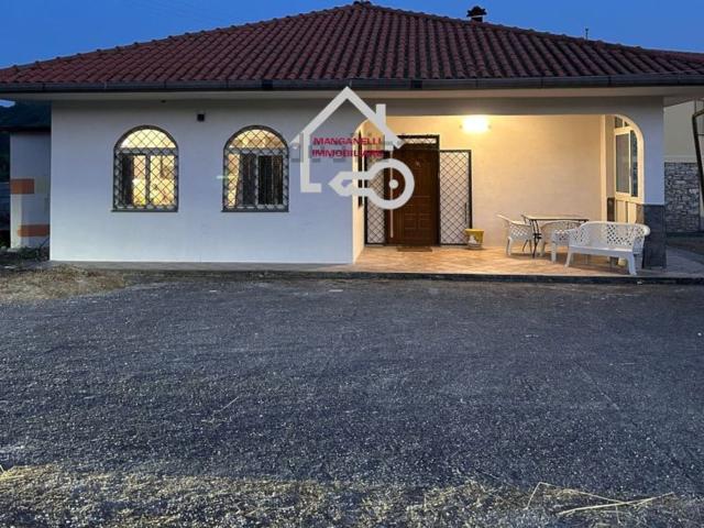 Casa in affitto a Roccadaspide, Campania