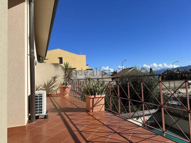 Casa in affitto a Sperone, Messina