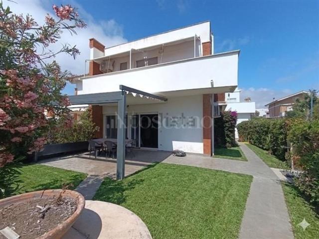 Casa in affitto a Lido di Enea, Roma Capitale