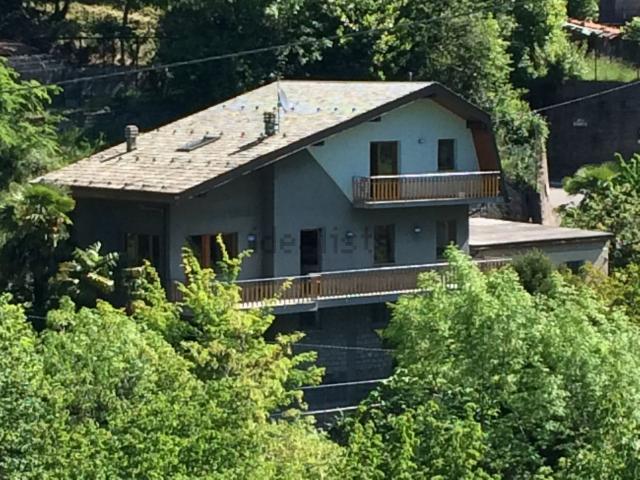 Casa in affitto a Dizzasco, Lombardia