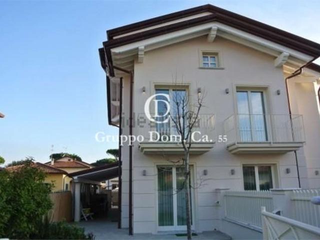 Casa in affitto a Roma Imperiale, Forte Dei Marmi