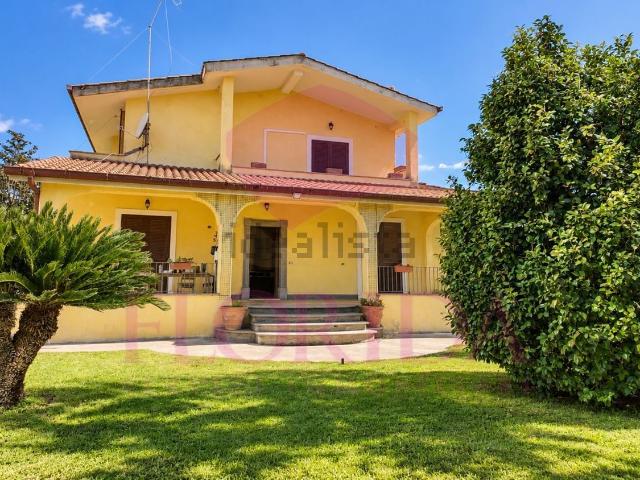 Casa in affitto a Castel di Decima, Roma