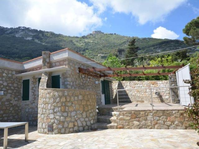 Casa in affitto a Isola del Giglio, Giglio Castello