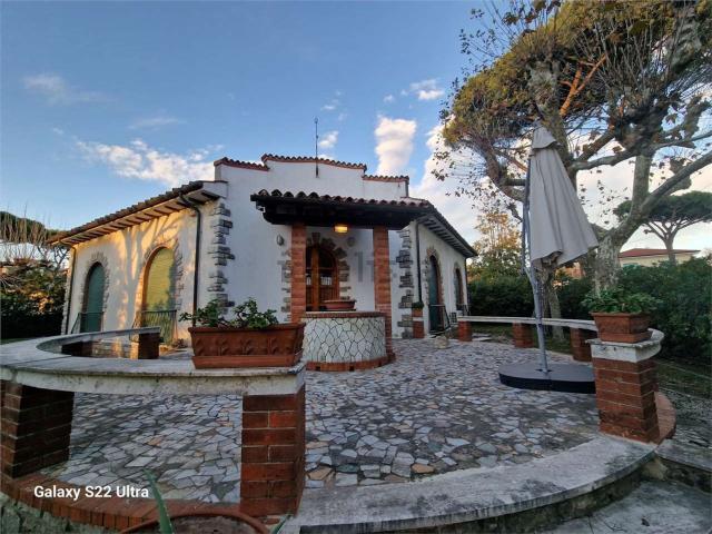 Casa in affitto a Tonfano, Toscana