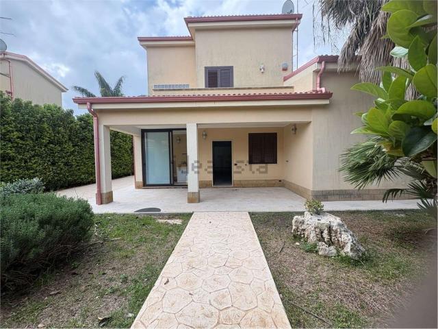 Casa in affitto a Epipoli, Siracusa