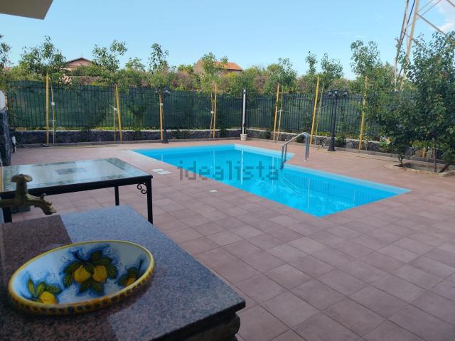 Casa in affitto a Acireale, Sicilia