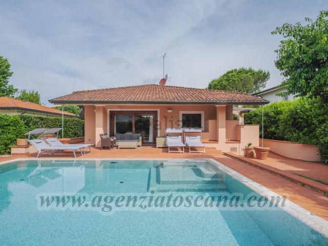 Casa in affitto a Vittoria Apuana, Forte Dei Marmi